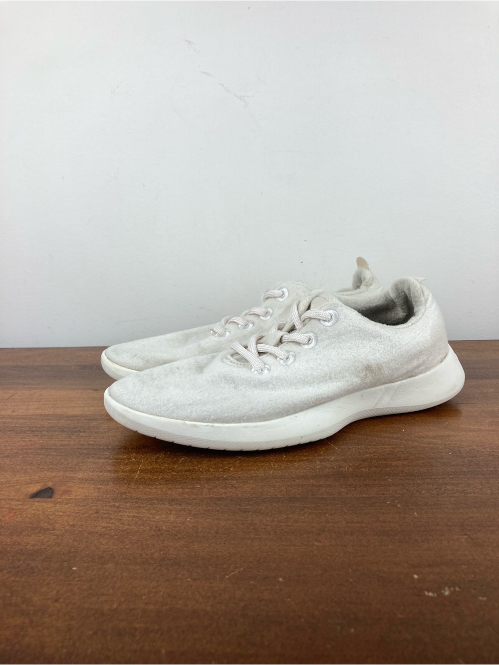 Allbirds Wool Runners Running Sneakers White Merino Lace Up Low Top Women’s 8.